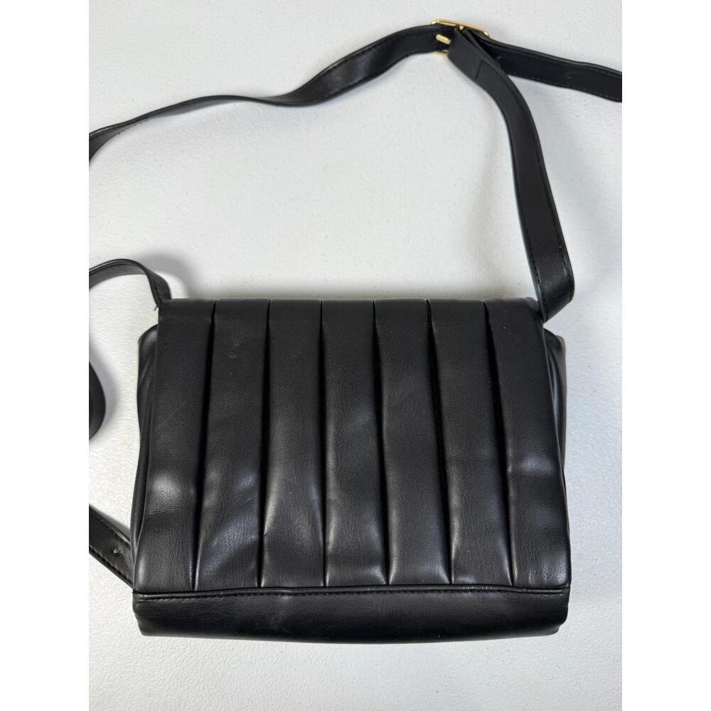THEMOIRè Black Feronia Crossbody Bag with Hardware Tarnishing and Surface Dents - Picture 5 of 15